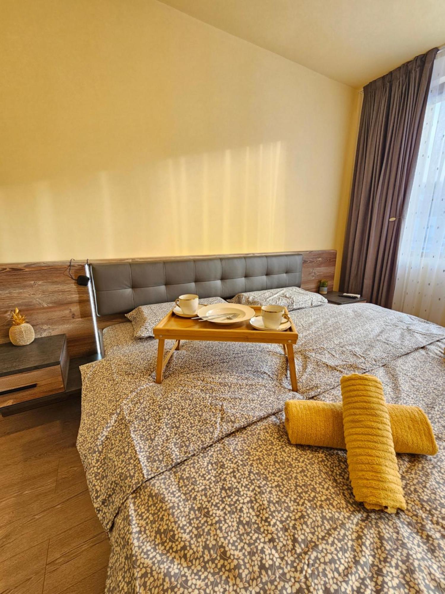 Apartment Stylish Getaway In Kosara Near Lift By Flat Mаnager