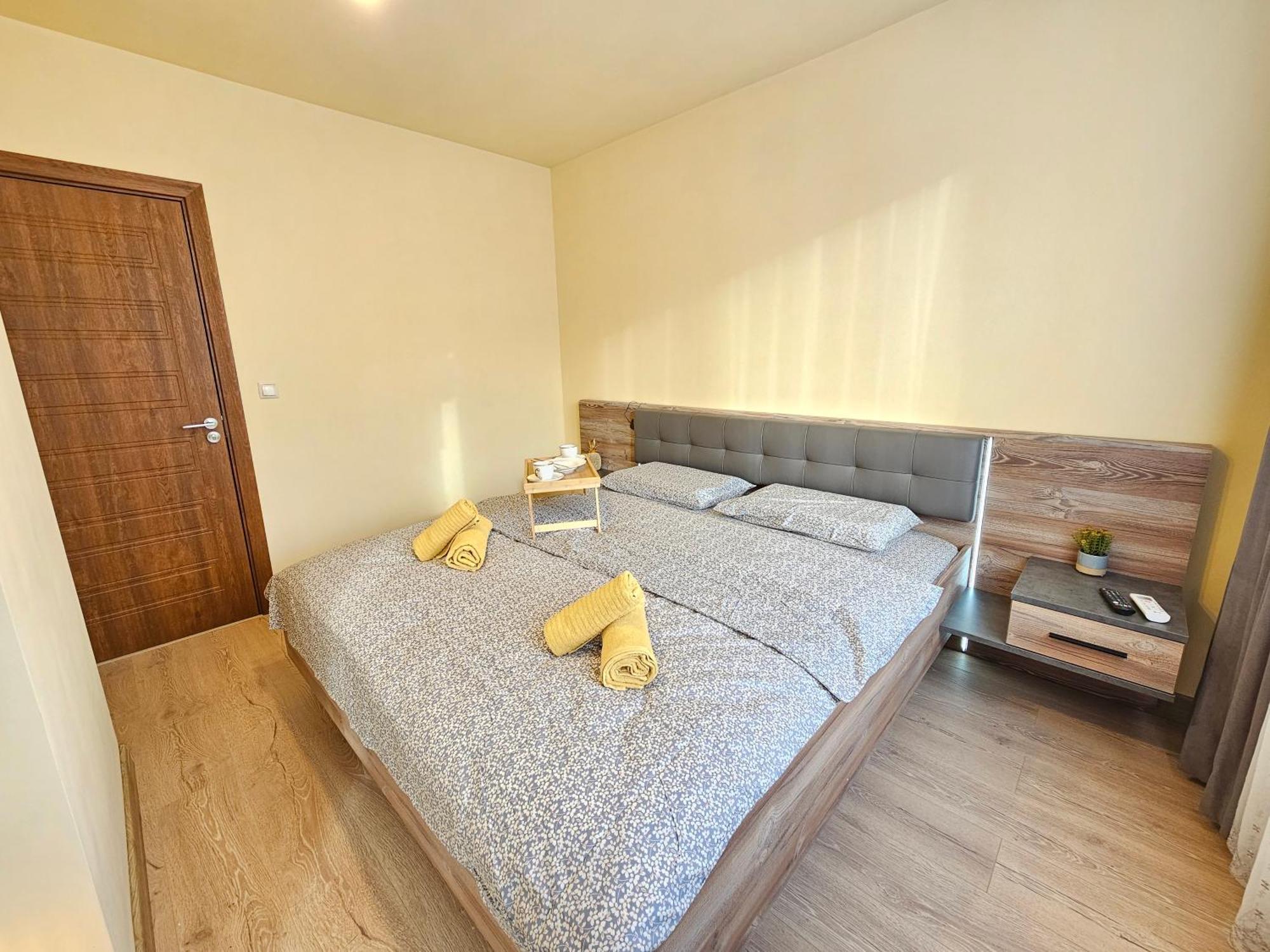 Apartment Stylish Getaway In Kosara Near Lift By Flat Mаnager
