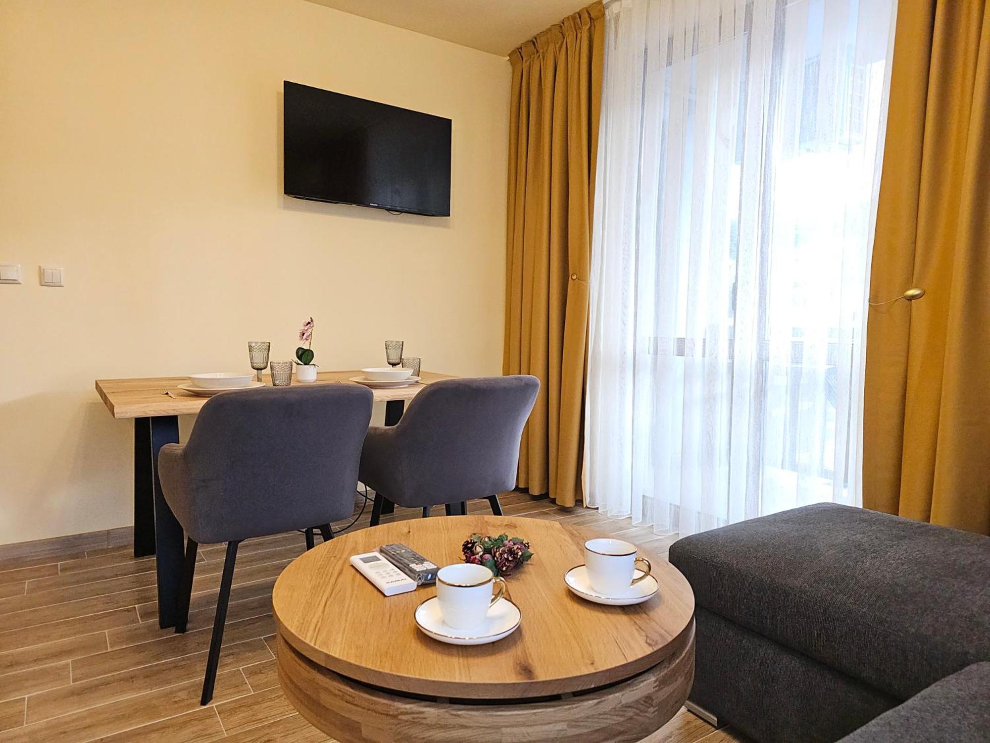 Stylish Getaway In Kosara Near Lift By Flat Mаnager Apartment